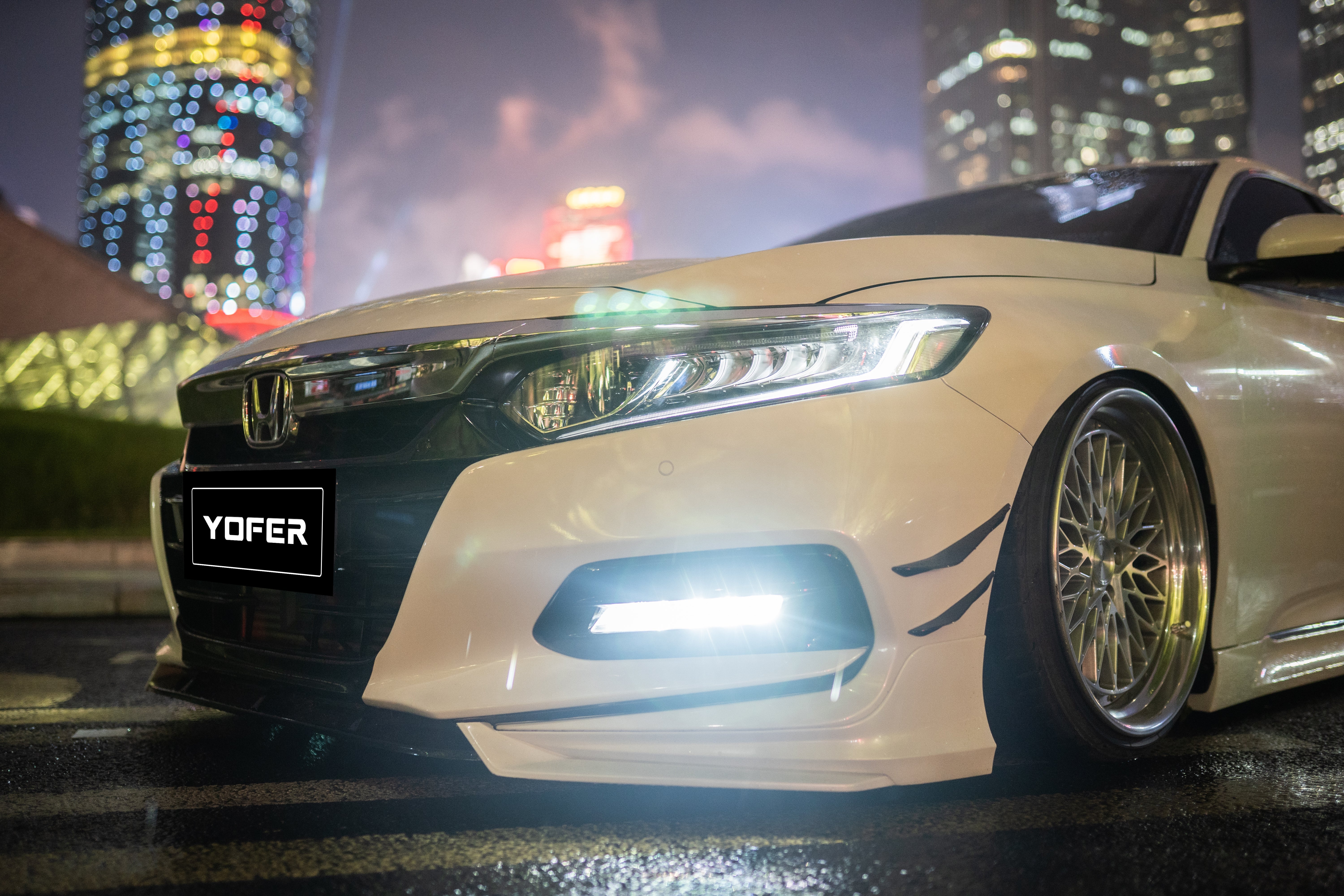 Honda Accord 10th Gen Pre-facelift 2018-2020 with Aftermarket Parts - Front Lip PP from Yofer USA
