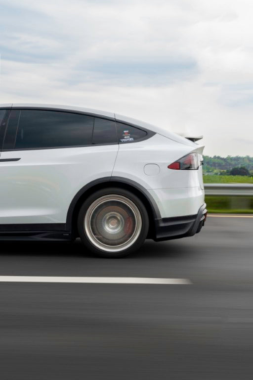 Tesla Model X Performance / Plaid / Standard Range / P100D / P90D / Long Range Plus / Base / 100D / 90D / 75D / 70D 2016-2021 with Aftermarket Parts - Rear Diffuser PP from Yofer USA
