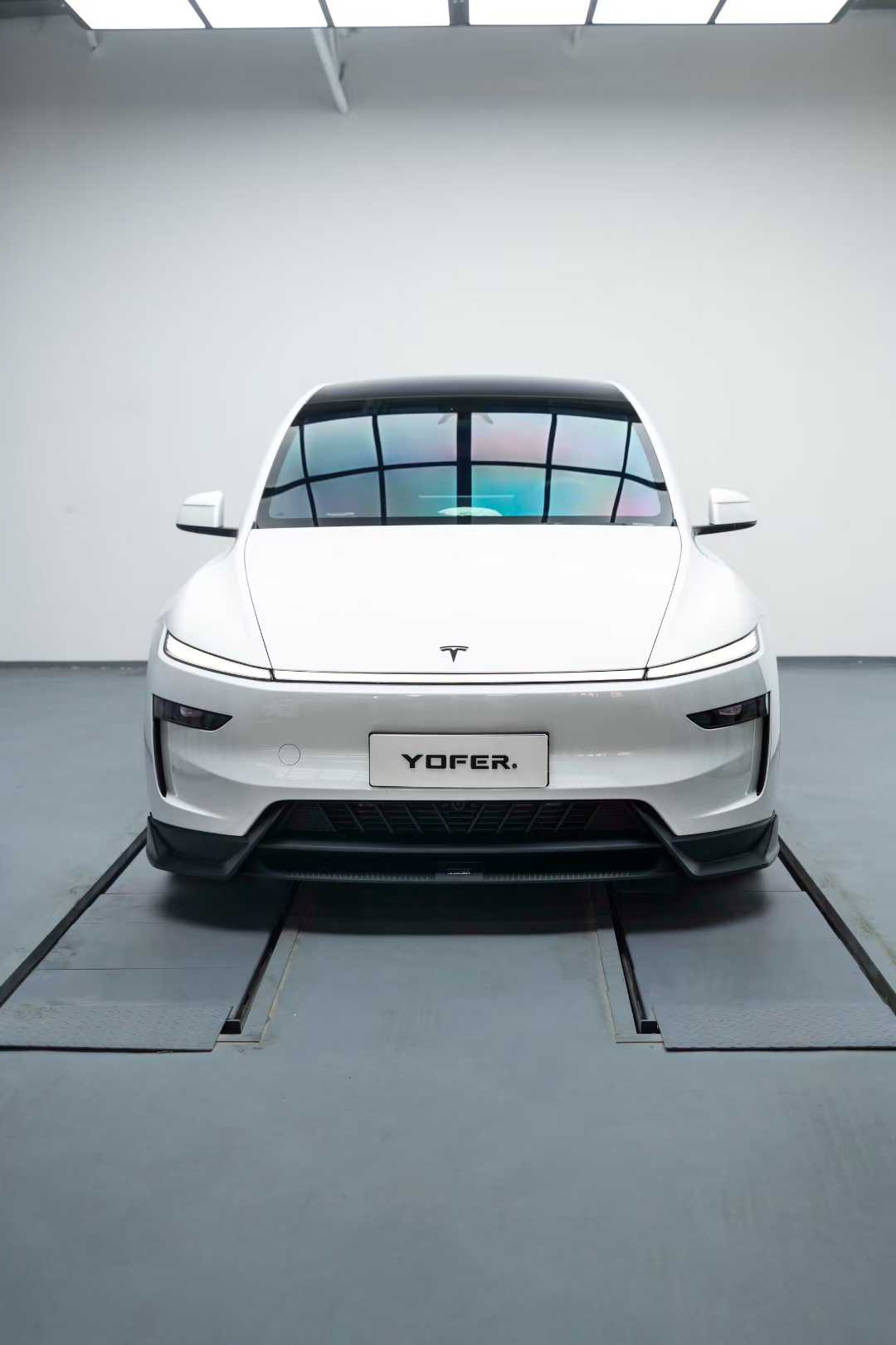 Tesla Model Y Juniper 2026-ON with Aftermarket Parts - Loong Flames Pro Front Lip PP Polypropylene from Yofer USA