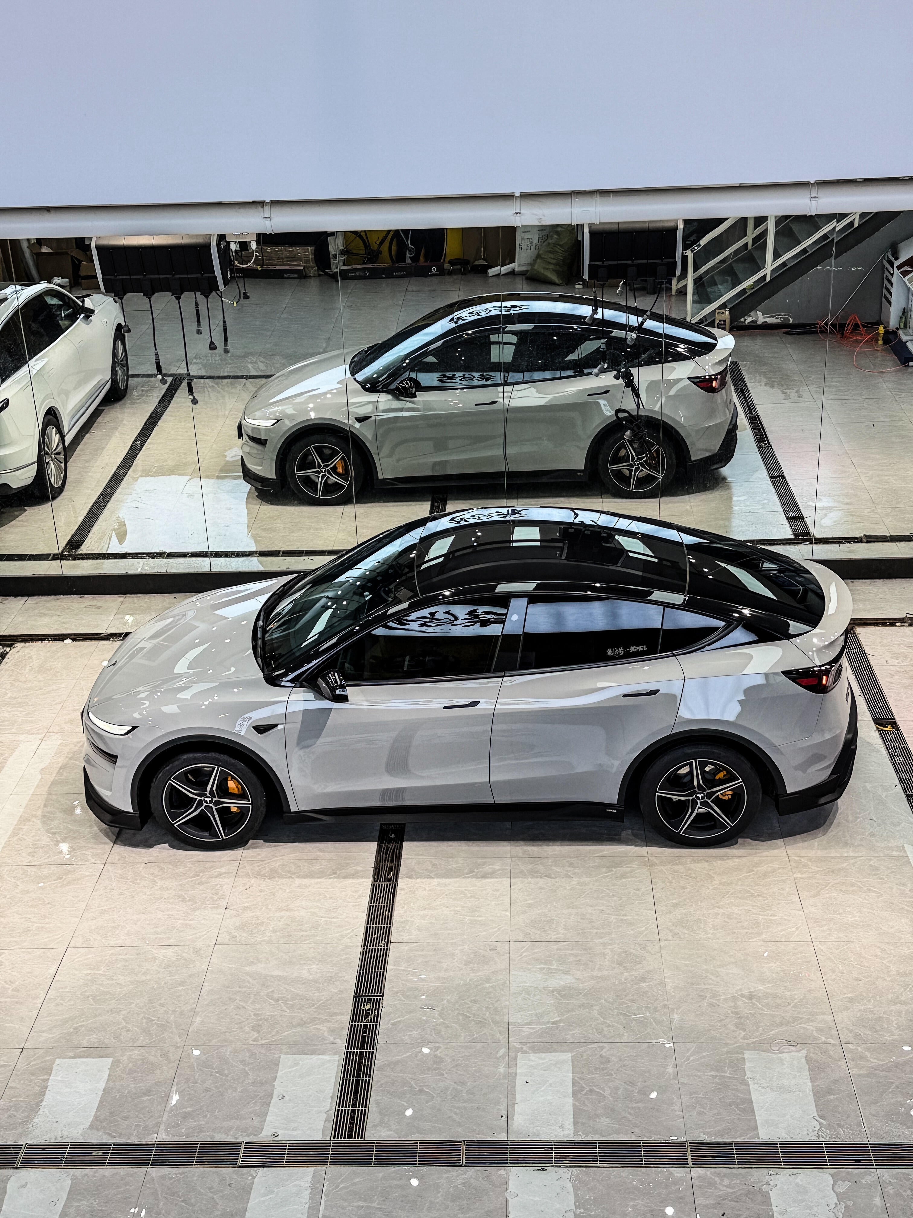 Tesla Model Y Juniper 2026-ON with Aftermarket Parts - Loong Flames Side Skirts PP Polypropylene from Yofer USA