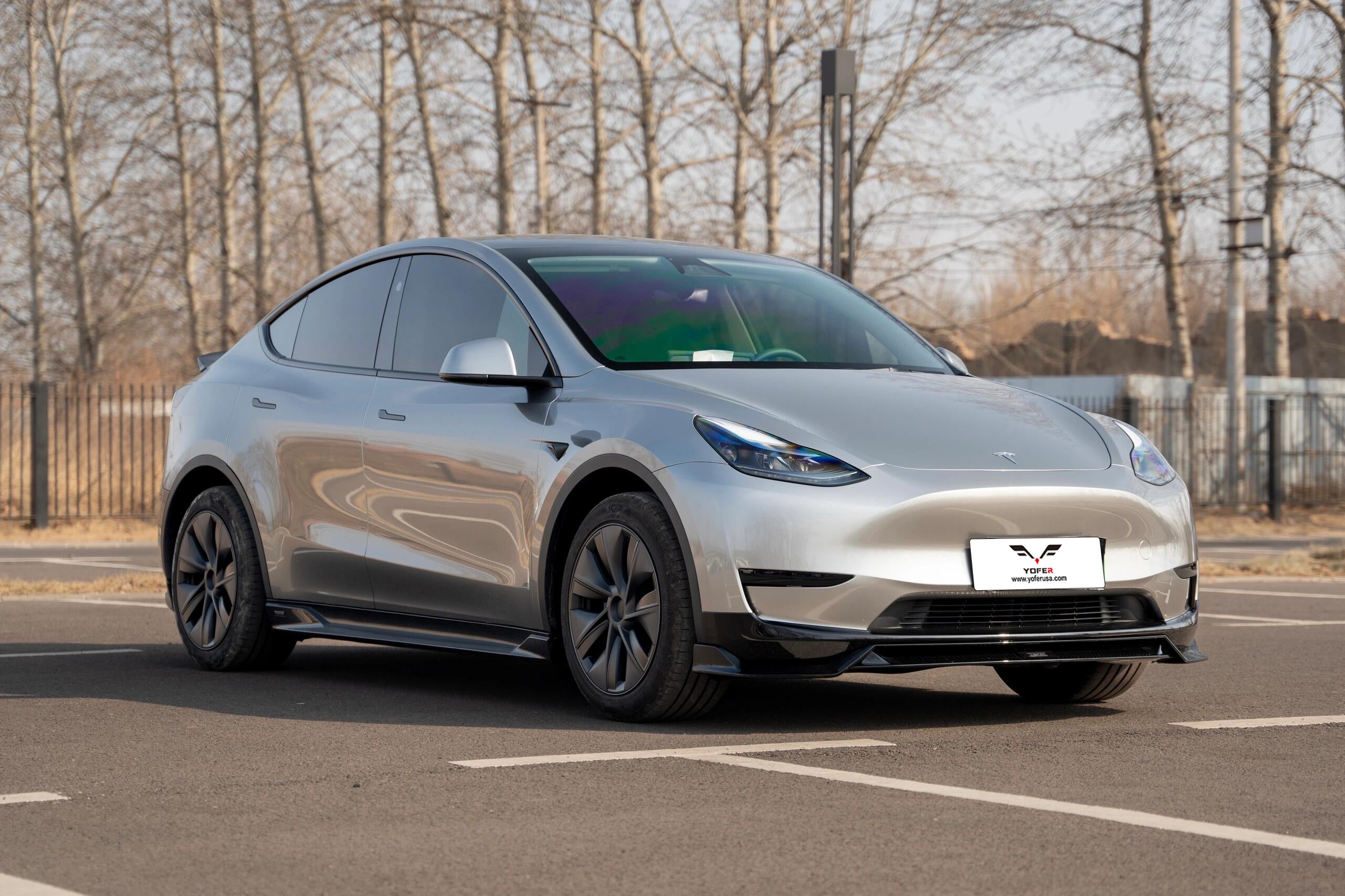 Tesla Model Y / Performance 2021 2022 2023 2024 with Aftermarket Parts - Loong Flames Pro Style Front Lip PP from Yofer USA