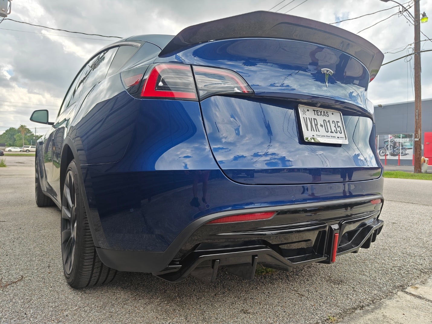 Tesla Model Y / Performance 2021 2022 2023 2024 with Aftermarket Parts - V2 Rear Diffuser PP from Yofer USA