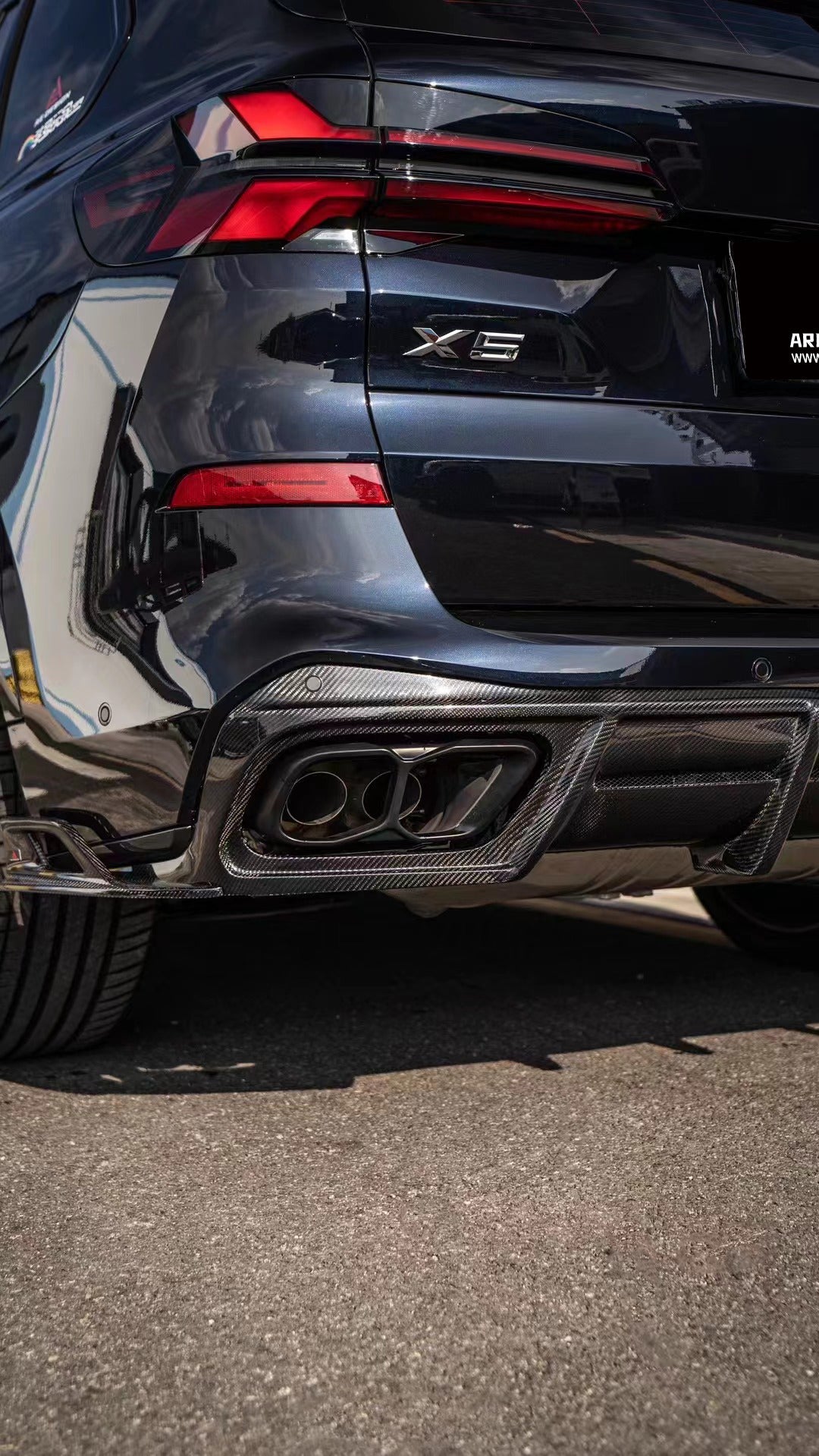 BMW X5 G05 M50i X/S Drive 40i (with M-Package) (Fits Both Pre-LCI & LCI) 2019 2020 2021 2022 2023 2024 with Aftermarket Parts -?AE Style Rear Diffuser Carbon Fiber from?ArmorExtend