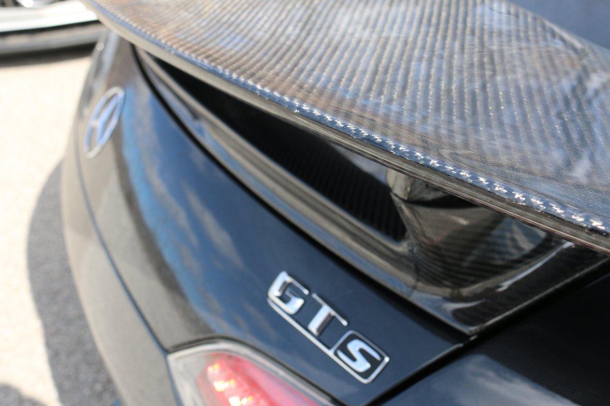 Aero Republic GTR Style Carbon Fiber Wing Styling
