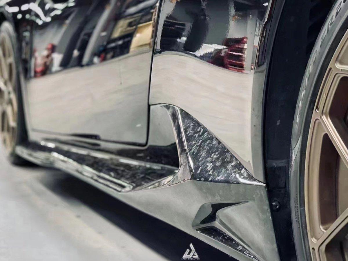 Aero Republic V Style Carbon Fiber Side Skirts Replacement For Lamborghini Huracan LP580 LP610 - Performance SpeedShop