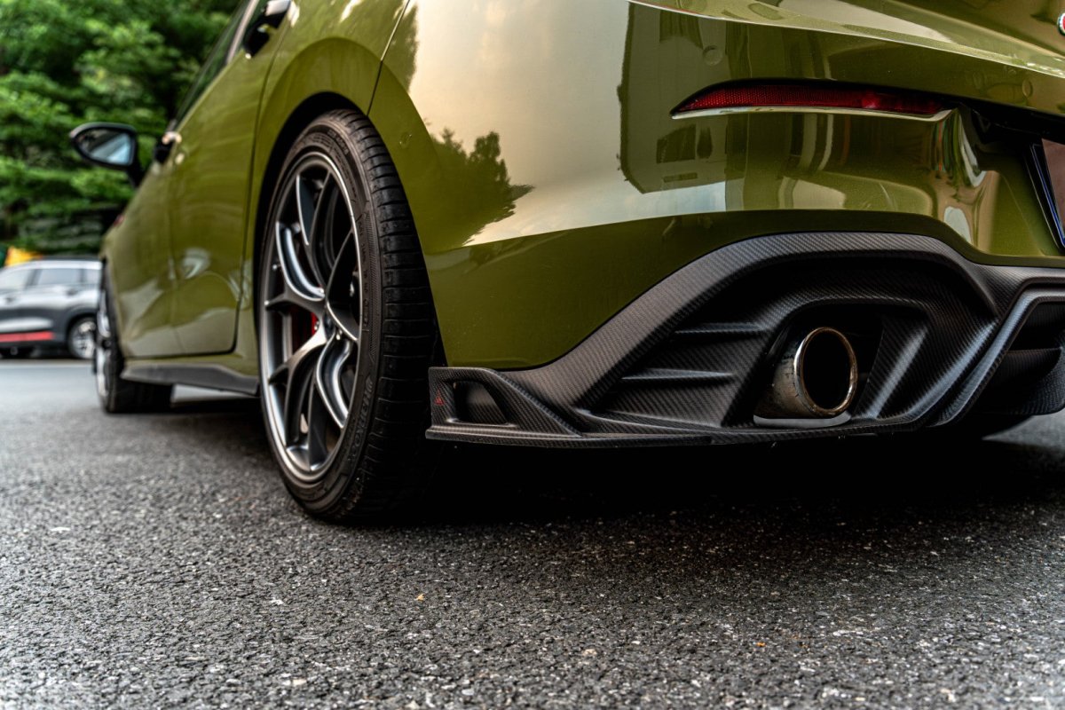 Volkswagen GTI & R-line MK8 2022 2023 2024 with Aftermarket Parts - AE Rear Diffuser?Carbon Fiber?from?ArmorExtend