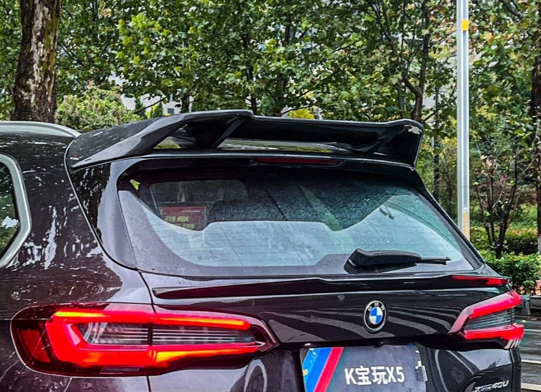 BMW X5 G05 M50i X/S Drive 40i (with M-Package) (Fits Both Pre-LCI & LCI) 2019 2020 2021 2022 2023 2024?with Aftermarket Parts - AE?Style Rear Roof Spoiler Carbon Fiber from ArmorExtend
