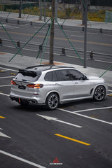 BMW X5 G05 M50i X/S Drive 40i (with M-Package) (Fits Both Pre-LCI & LCI) 2019 2020 2021 2022 2023 2024?with Aftermarket Parts - AE?Style Rear Roof Spoiler Carbon Fiber from ArmorExtend