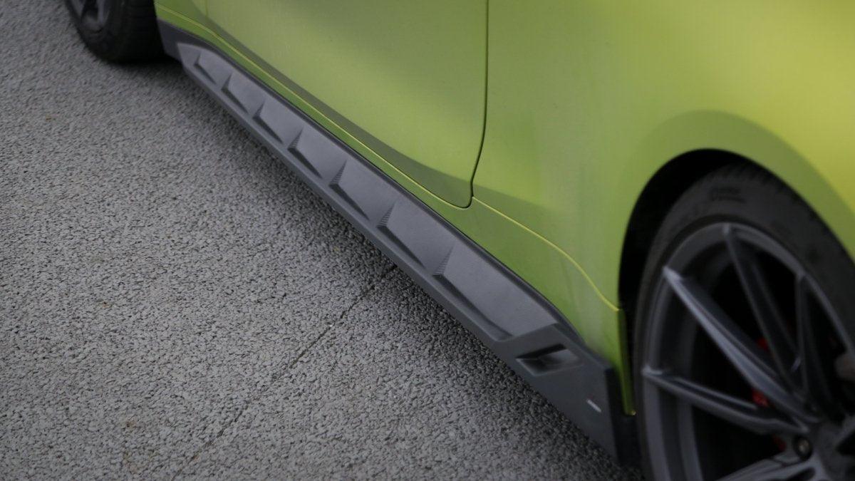 BMW M3 G80 G81 2021 2022 2023 2024 & M4 G82 G83 2021 2022 2023 2024 with Aftermarket Parts - AE Style Side Skirts Carbon Fiber?from ArmorExtend