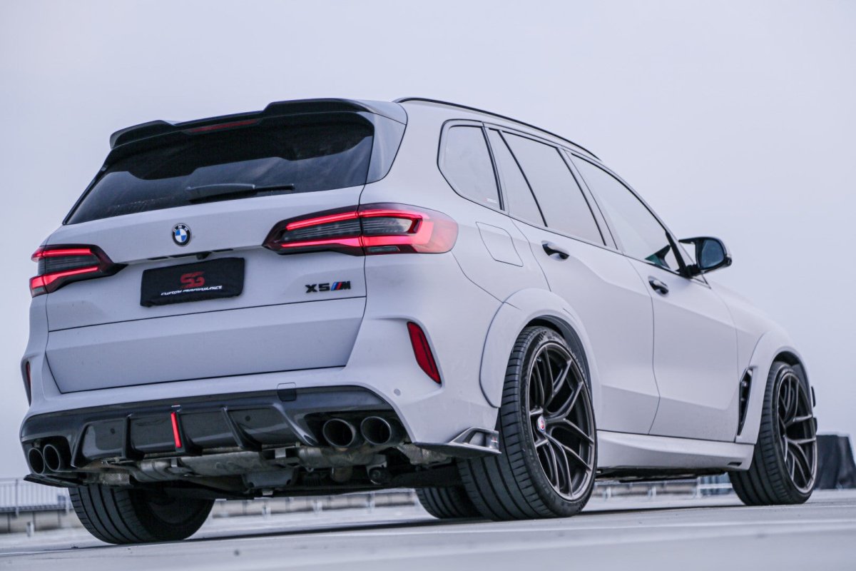 BMW X5M X5MC F95 Pre-LCI 2020 2021 2022 2023 with Aftermarket Parts - AE Style Wheel Arches Carbon Fiber?from ArmorExtend