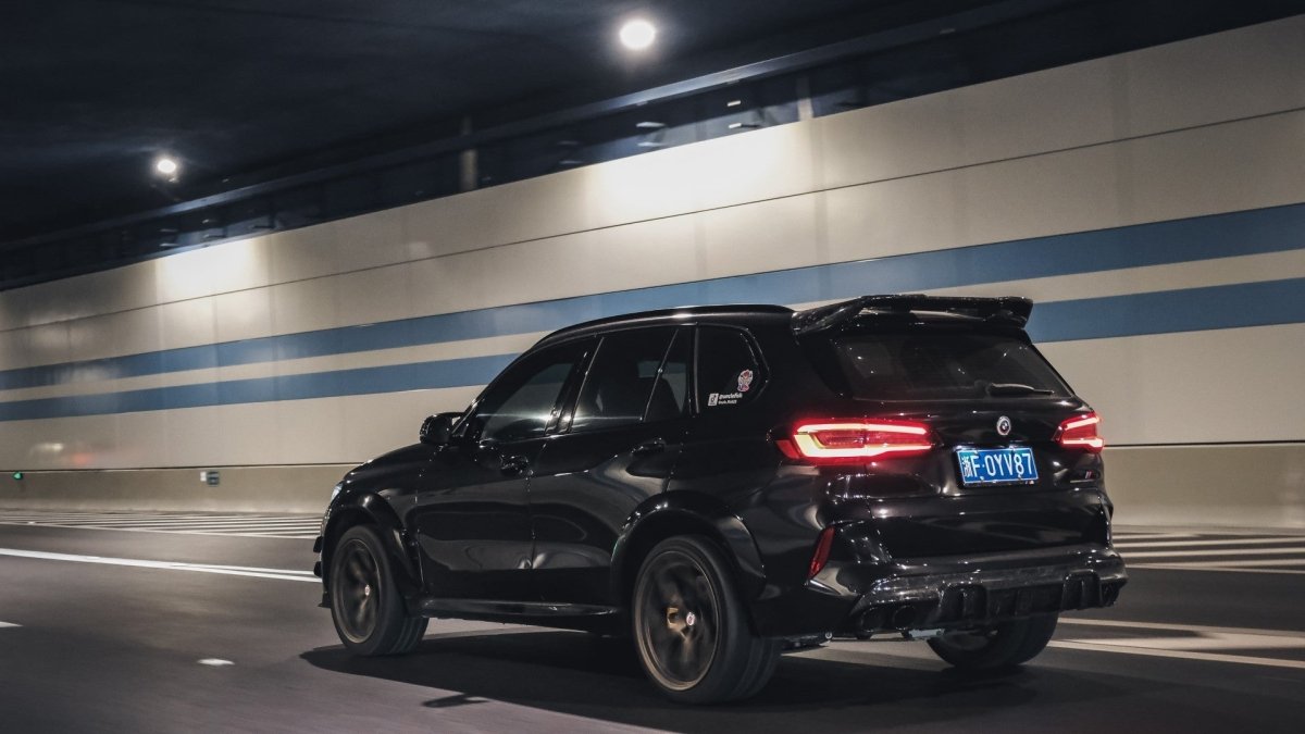 BMW X5M X5MC F95 Pre-LCI 2020 2021 2022 2023 with Aftermarket Parts - AE Style Wheel Arches Carbon Fiber?from ArmorExtend