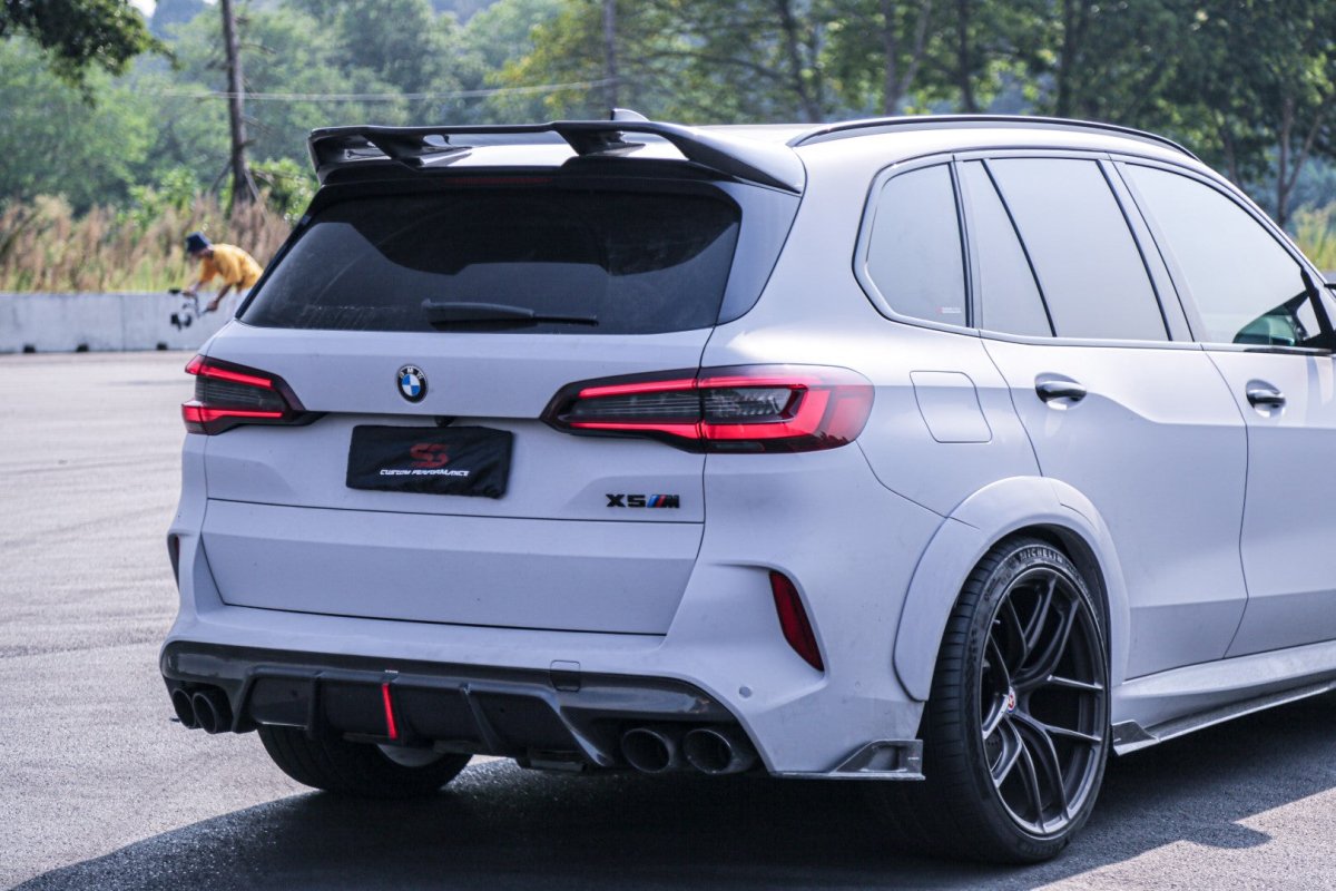 BMW X5M X5MC F95 Pre-LCI 2020 2021 2022 2023 with Aftermarket Parts - AE Style Wheel Arches Carbon Fiber?from ArmorExtend