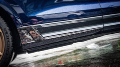 Audi Q8 SQ8 RSQ8 2020 2021 2022 2023 2024 with Aftermarket Parts - AE Side Skirts?Carbon Fiber?from ArmorExtend