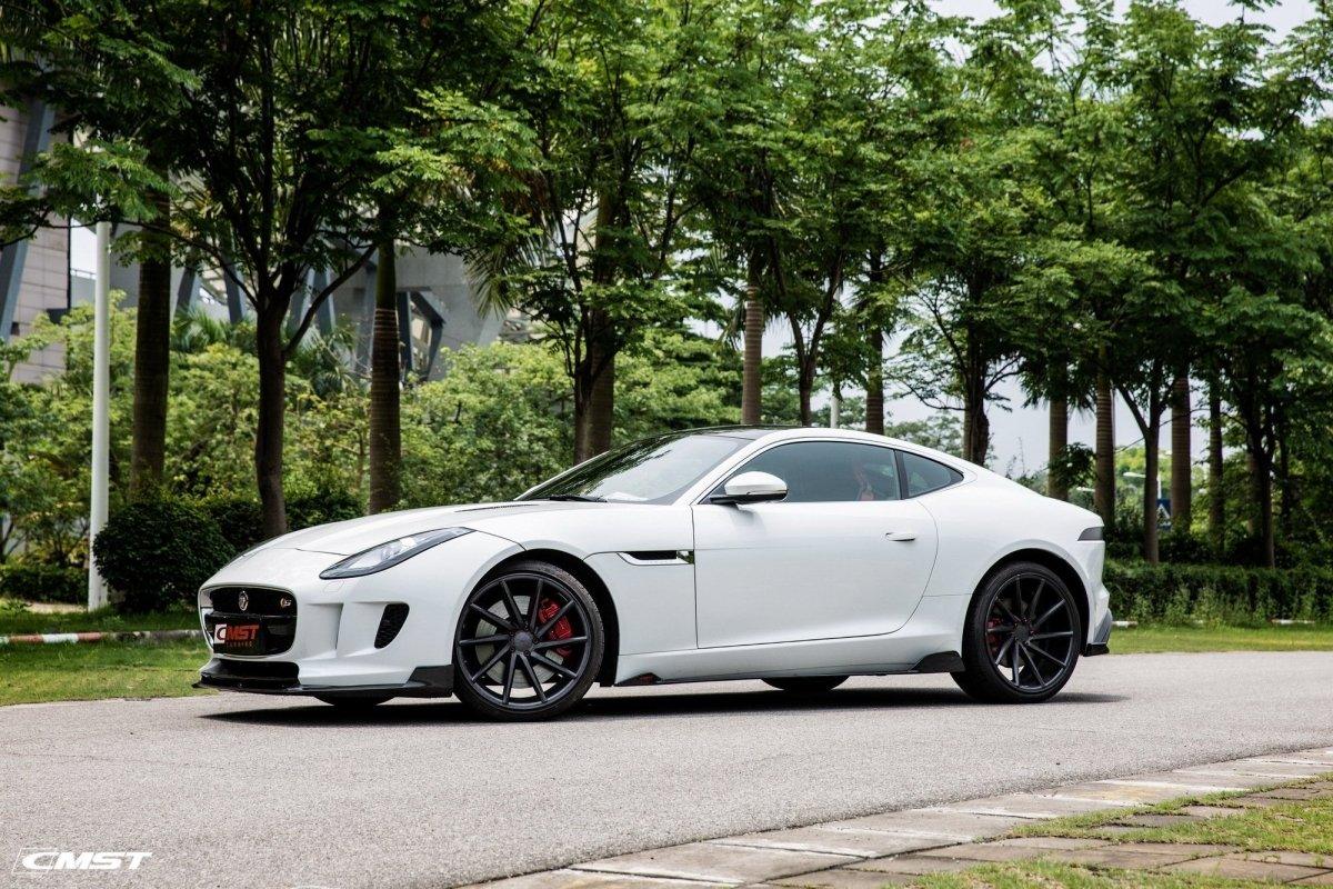 Jaguar F-Type SVR R S Base 2014-2020 with Aftermarket Parts - Front Lip Splitter Carbon Fiber / FRP from CMST Tuning