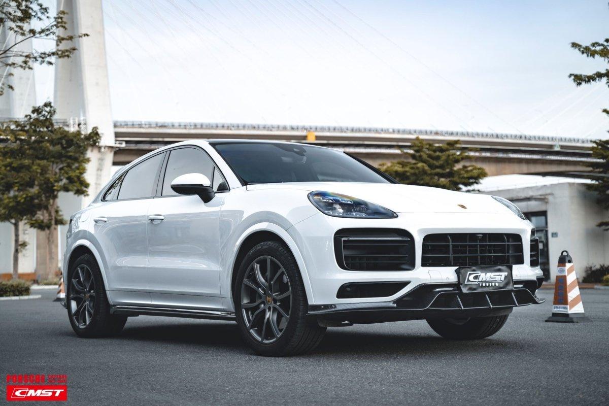 PorscheCayenne 9Y0 9Y0.1 Base/S/GTS/Turbo/Turbo S 2019-2023 & Cayenne 9Y0 9Y0.2 Base/S/GTS/Turbo/Turbo S 2024-ON & Cayenne 9Y3 9Y3.1 Base/S/GTS/Turbo/Turbo S/Turbo GT 2019-2023 & Cayenne 9Y3 9Y3.2 Base/S/GTS/Turbo/Turbo S/Turbo GT 2024-ON with Aftermarket Parts - Carbon Fiber & FRP Side Skirts from CMST Tuning
