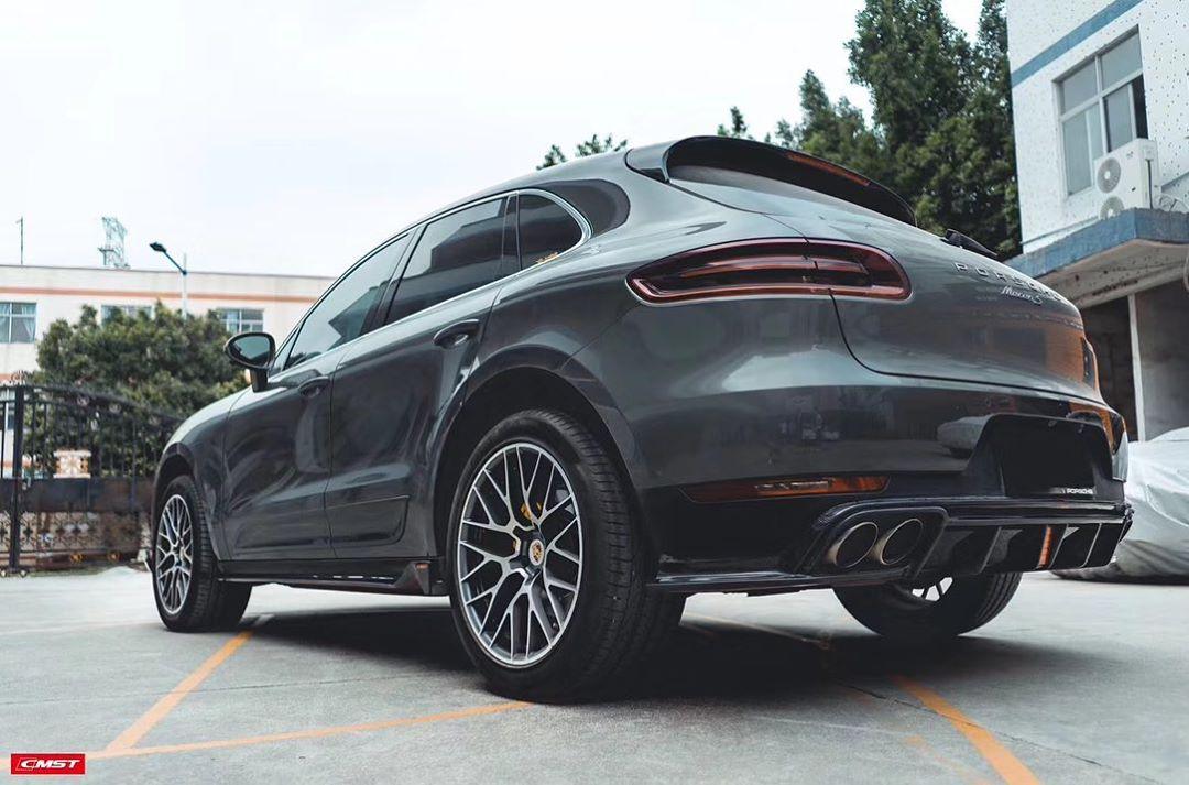 Porsche Macan 95B.1 Base/S/GTS/Sport Edition/Turbo 2015-2018 & Macan 95B.2 Base/S/GTS/Turbo 2019-2021 with Aftermarket Parts - Carbon Fiber & FRP Side Skirts from CMST Tuning