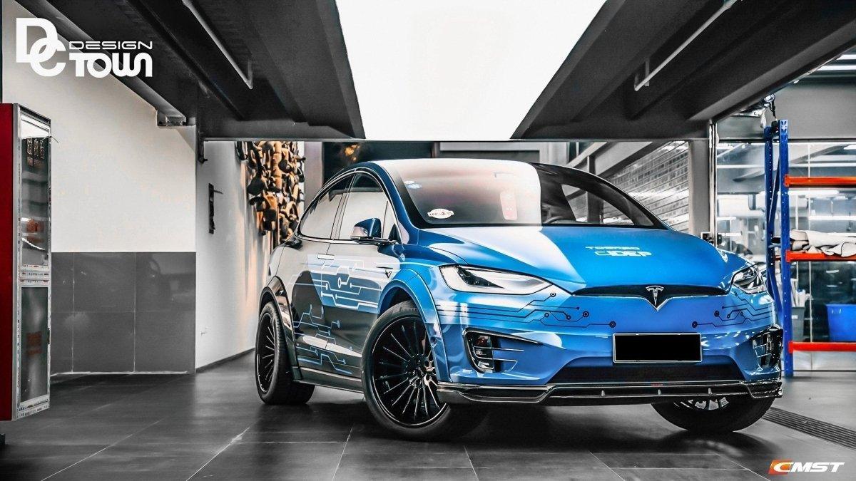 Tesla Model X P100D 100D 90D 75D 60D Performance Long Range Base 2016-2021 with Aftermarket Parts - Upper Valences Carbon Fiber / FRP from CMST Tuning
