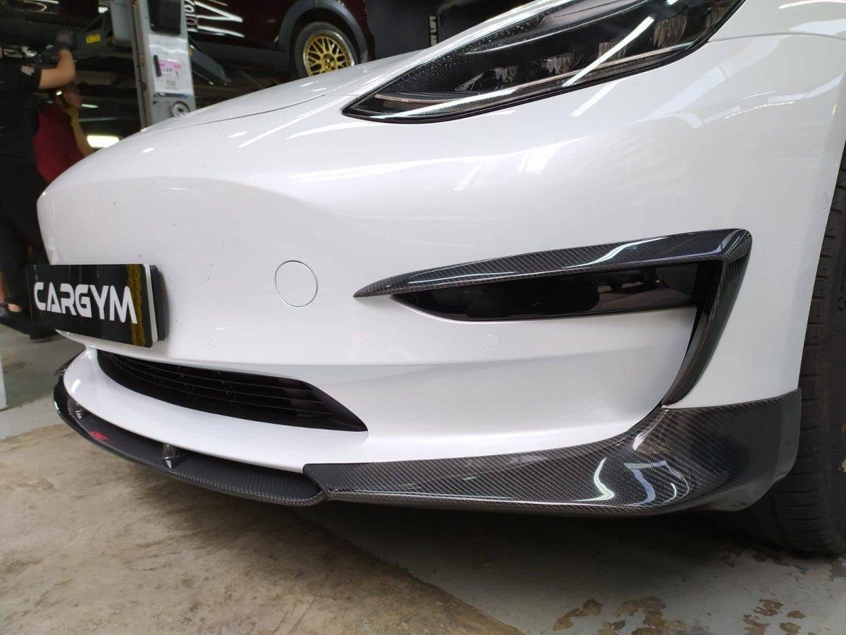 Tesla Model 3 Performance Long Range Standard Base 2017-2023 with Aftermarket Parts - V3 Style Front Lip Splitter Carbon Fiber / FRP from CMST Tuning
