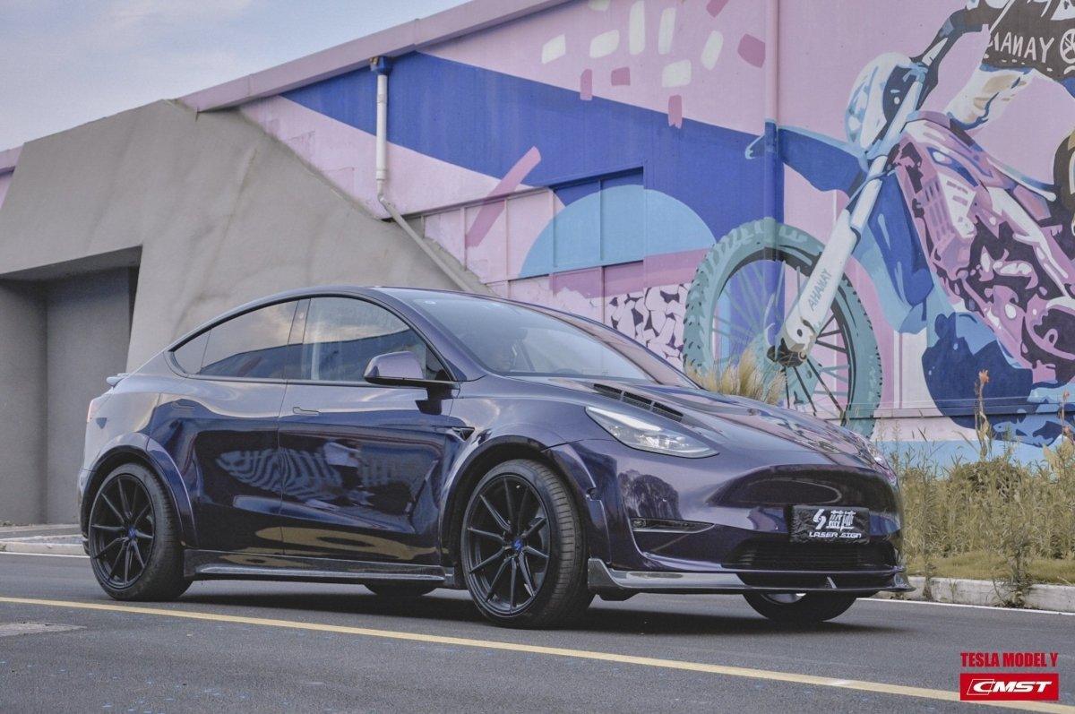 Tesla Model Y Performance AWD Long Range RWD Standard 2020-ON with Aftermarket Parts -V1 Style Side Skirts Carbon Fiber / FRP from CMST Tuning