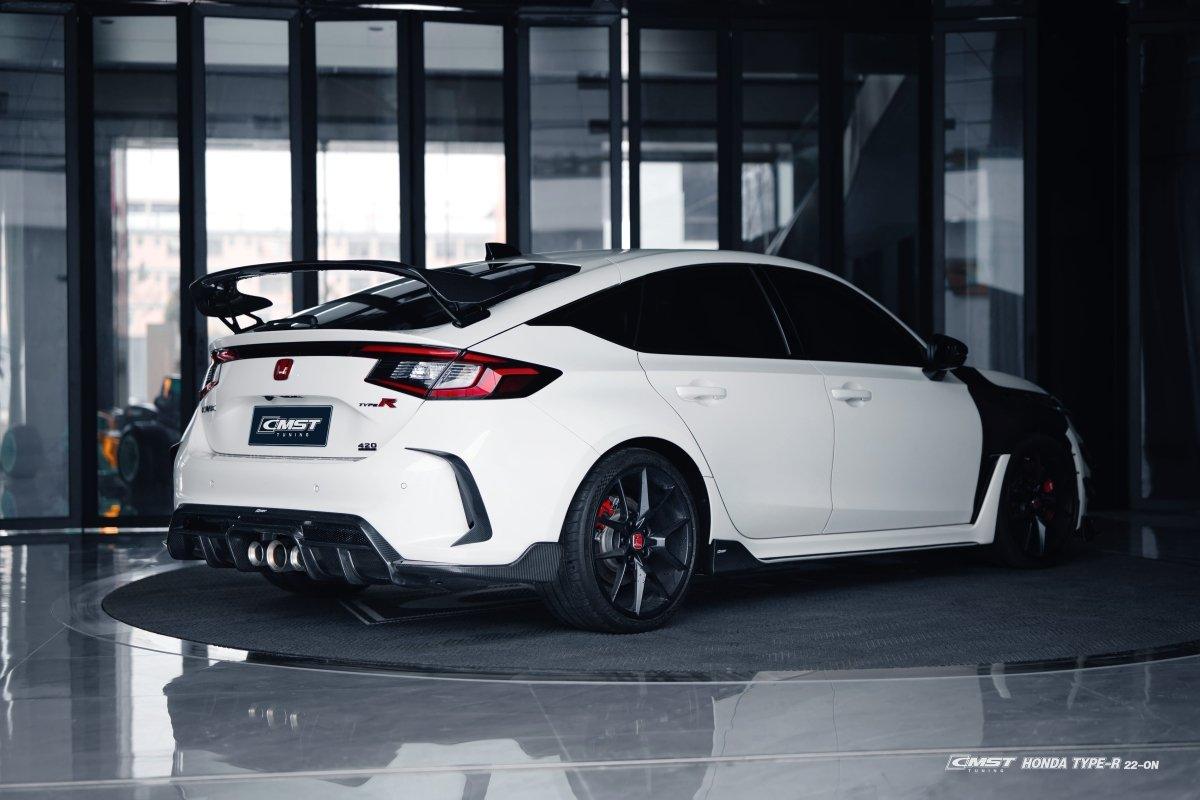 Honda Civic Type-R FL5 2023-ON with Aftermarket Parts - Pre-preg Carbon Fiber/FRP Rear Diffuser from CMST Tuning