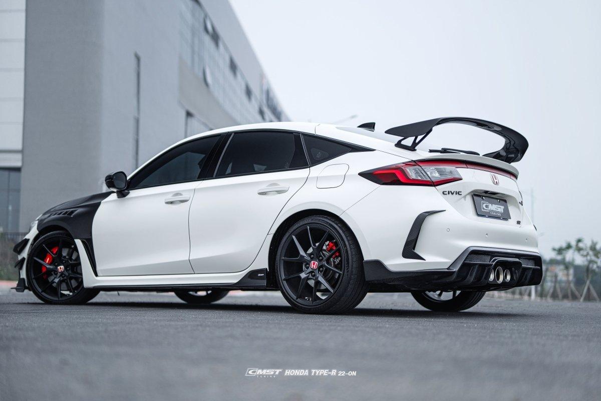 Honda Civic Type-R FL5 2023-ON with Aftermarket Parts - Pre-preg Carbon Fiber/FRP Rear Diffuser from CMST Tuning