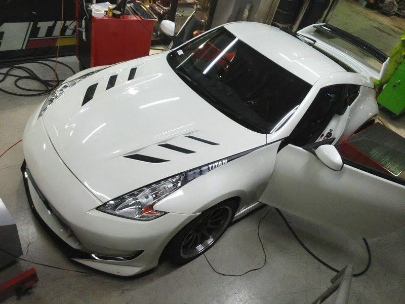 Nissan 370Z Sport Touring Base Fairlady Z Z34 Pre-Facelift 2009 2010 2011 & 370Z Sport Touring Base Fairlady Z Z34 Facelift 2012 2013 2014 2015 2016 2017 2018 2019 2020 & Nismo V1 2009 2010 2011 & Nismo V2 2012 2013 2014 2015 2016 2017 2018 2019 2020 with Aftermarket Parts - AM Style Hood Carbon Fiber / FRP from EPR USA