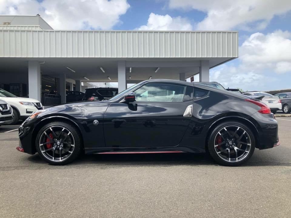 Nissan 370Z Sport Touring Base Fairlady Z Z34 Pre-Facelift 2009 2010 2011 & 370Z Sport Touring Base Fairlady Z Z34 Facelift 2012 2013 2014 2015 2016 2017 2018 2019 2020 & Nismo V1 2009 2010 2011 & Nismo V2 2012 2013 2014 2015 2016 2017 2018 2019 2020 with Aftermarket Parts - Nismo Conversion Style Side Skirtss Carbon Fiber / FRP from EPR USA
