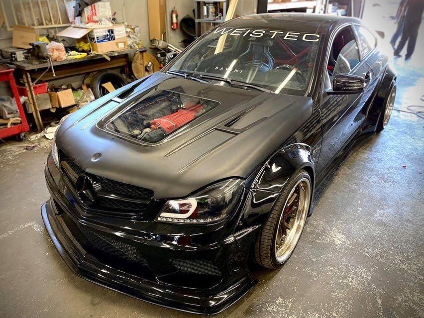 Aero Republic Mercedes Benz W204 C63 AMG Facelift IMP Style Transperant Tempered Glass Window Hood 2012-2014 Carbon Fiber / FRP