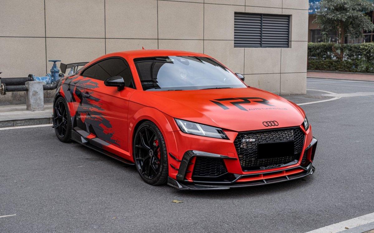 Audi TTRS 8S 2016-2018 Pre-facelift with Aftermarket Parts - Pre-preg Carbon Fiber Side Skirts from Yofer USA