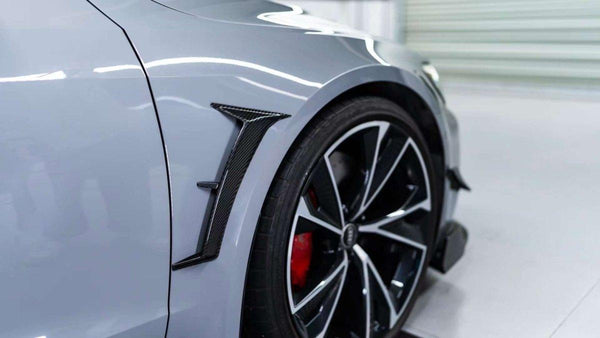 【美品】Audi RS6 Avant （C7）ドイツ版 ハードカバーカタログ3種 karbel-carbon-fiber-front-
