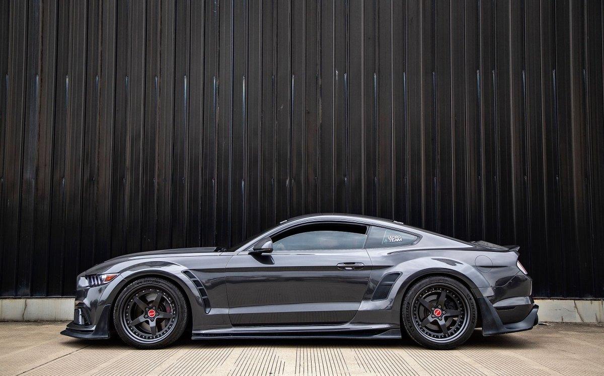 ROBOT CRAFTSMAN "Cavalier" Widebody Wheel Arches & Side Skirts For Mustang S550.1 2015-2017 Carbon Fiber - Performance SpeedShop