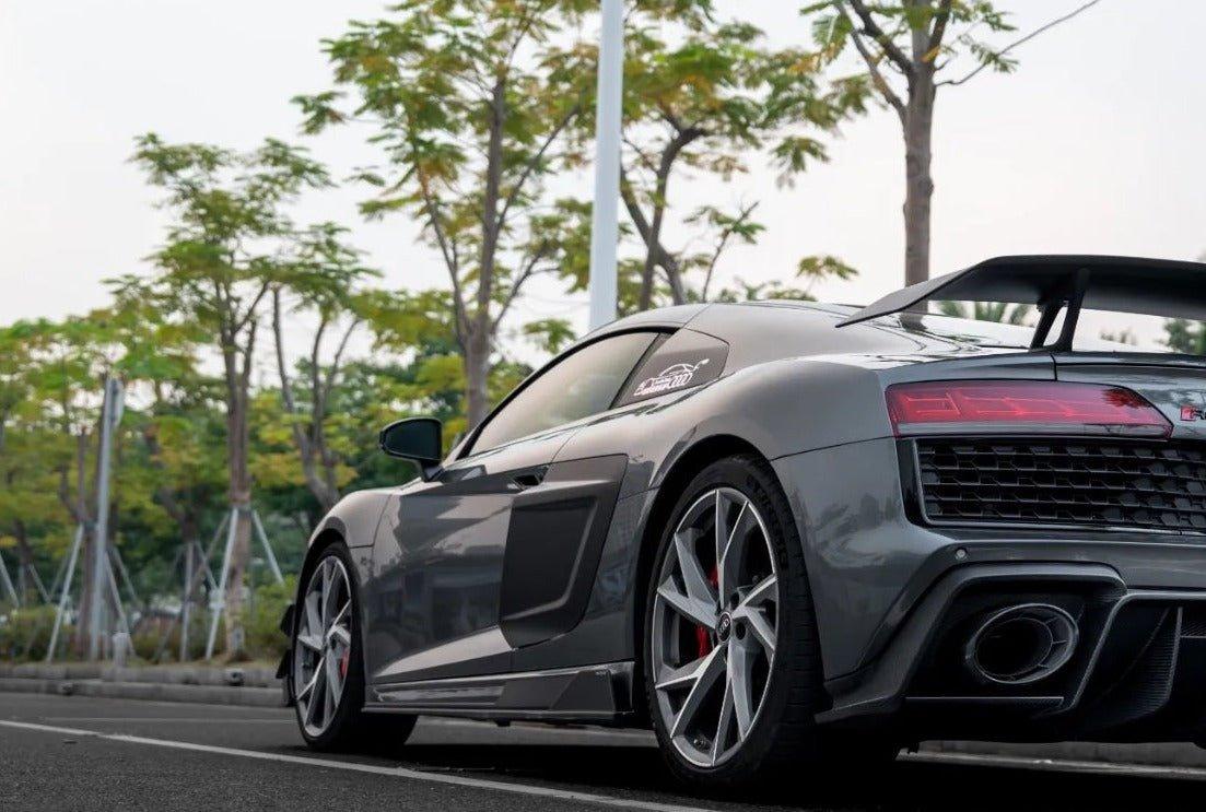 Audi R8 Gen 2 2020 2021 2022 2023 with Aftermarket Parts - Side Skirts Carbon Fiber from Ventus Veloce