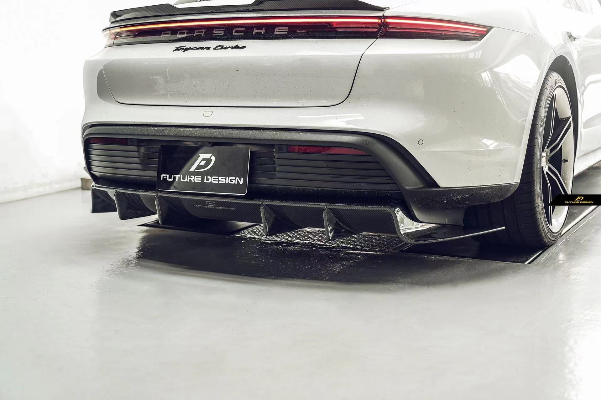 Future Design FD Carbon Fiber REAR DIFFUSER for Porsche Taycan Base & 4S