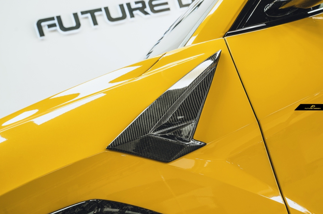 Future Design FD Carbon Fiber FRONT FENDER TRIM for Lamborghini Urus