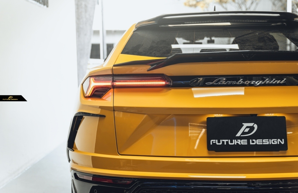 Future Design FD V2 Carbon Fiber REAR TRUNK SPOILER for Lamborghini Urus