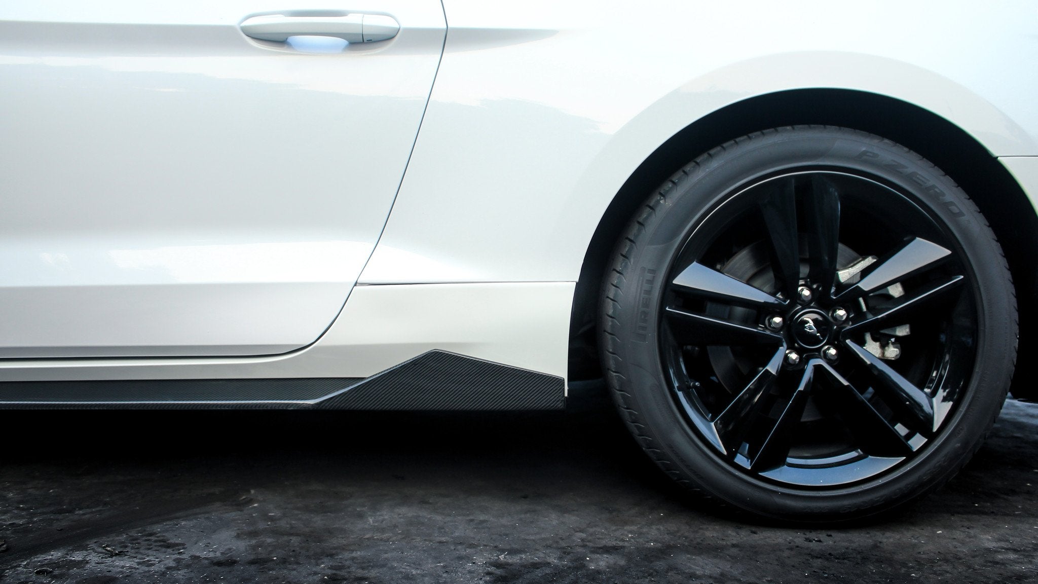 Ventus Veloce Carbon Fiber Side Skirts for 2015 - 2017 Ford Mustang S550.1