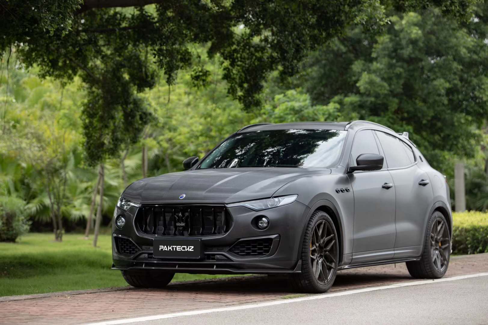 Paktechz Maserati Levante Carbon Fiber Upper Valences