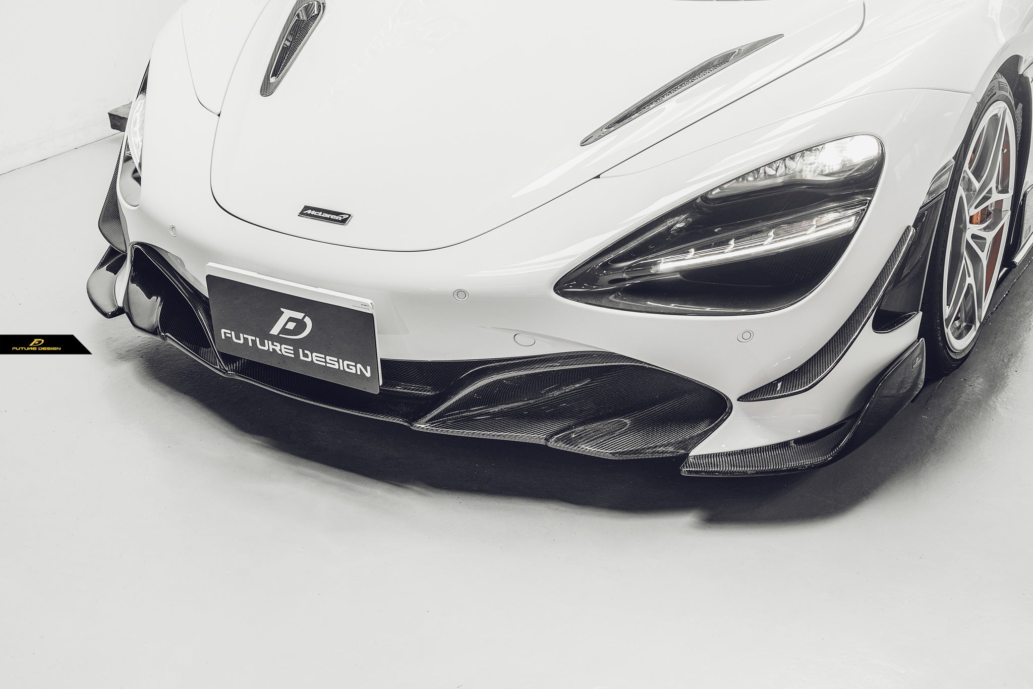 Future Design Carbon McLaren 720S Carbon Fiber Front Lip & Splitters